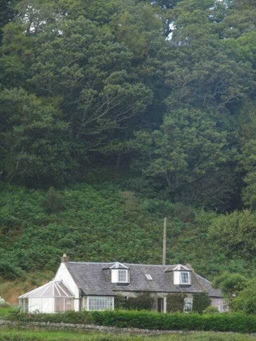 Beautiful Spacious Old Schoolhouse With Stunning Sea Views And Beach Nearby Villa Port Bannatyne Exteriör bild